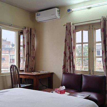 Rooftop Studio And 2Bhk Apartments In Kathmandu'S Most Happening Place Exterior photo